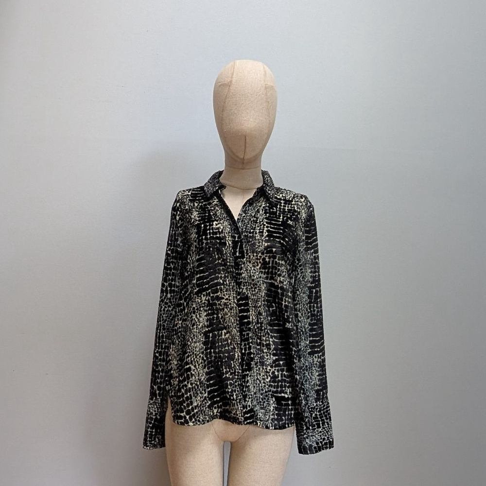 Scully Velvet Black Grey Animal Print Button Down Shirt - Small - Picture 2 of 9
